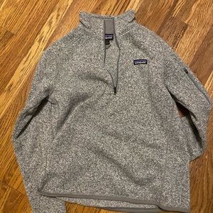 Large Grey Patagonia Pullover